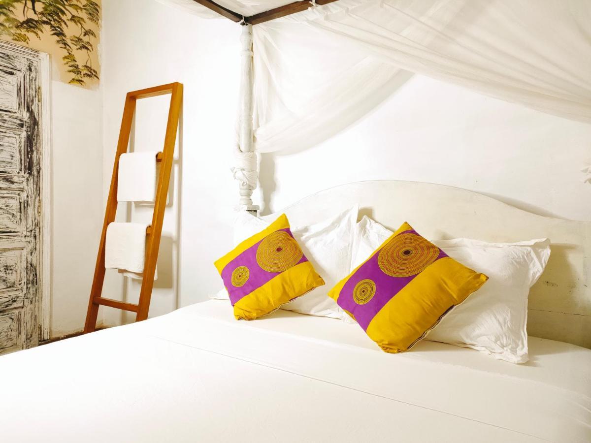 Bed and Breakfast Upani In Diani Diani Beach Zewnętrze zdjęcie