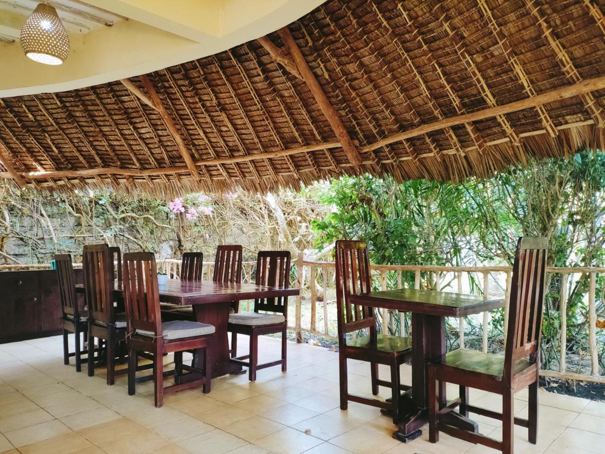Bed and Breakfast Upani In Diani Diani Beach Zewnętrze zdjęcie