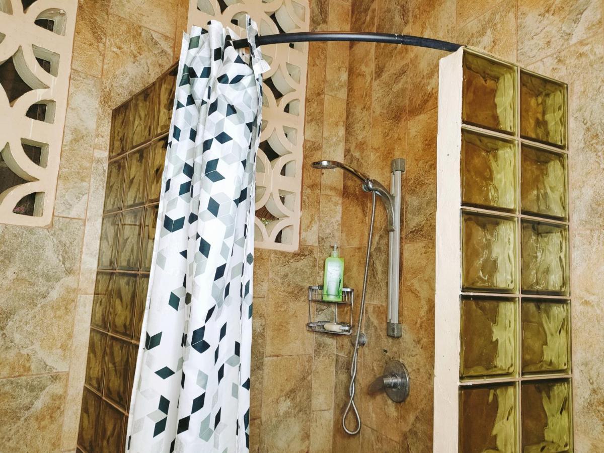 Bed and Breakfast Upani In Diani Diani Beach Zewnętrze zdjęcie