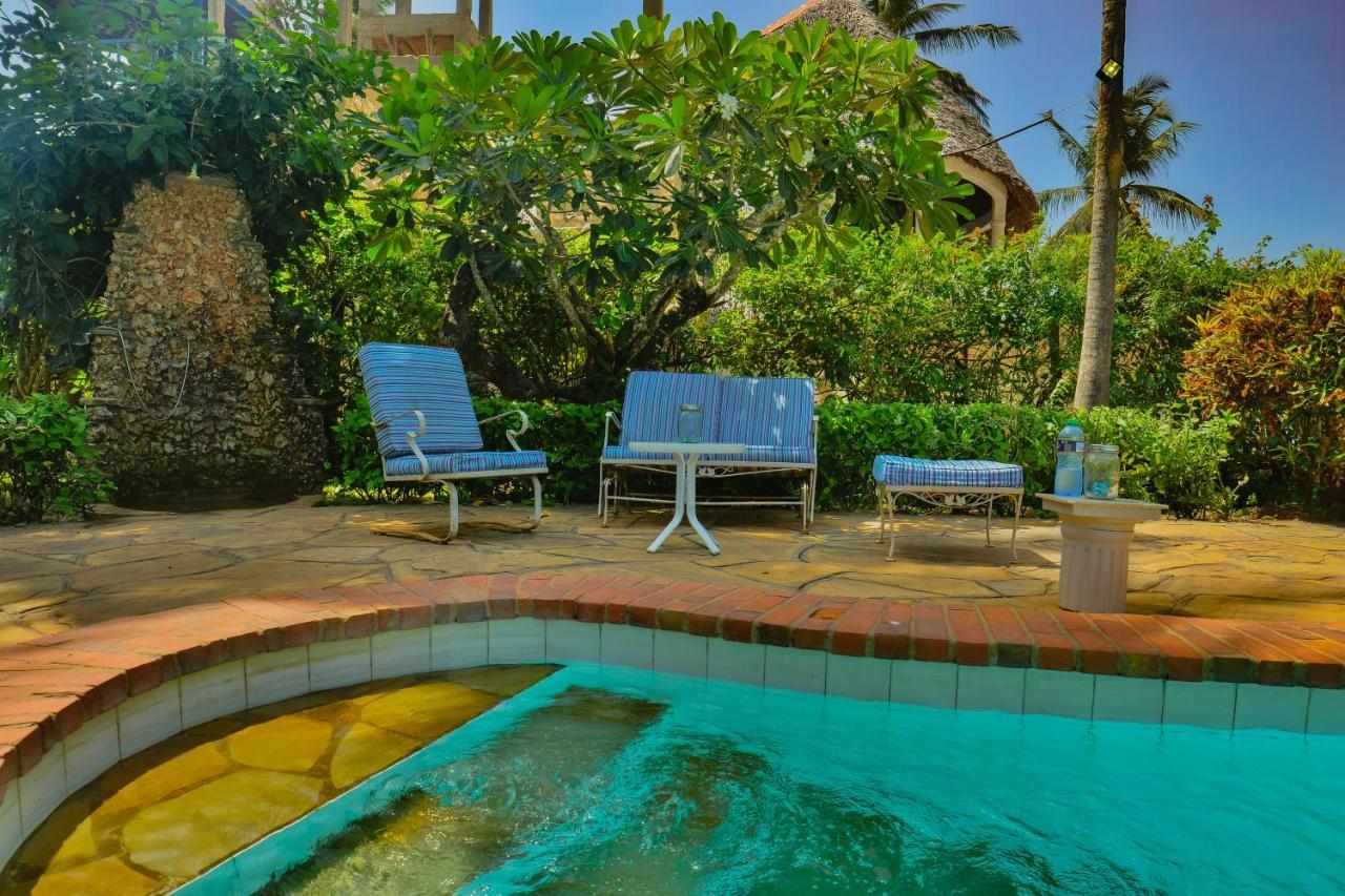 Bed and Breakfast Upani In Diani Diani Beach Zewnętrze zdjęcie